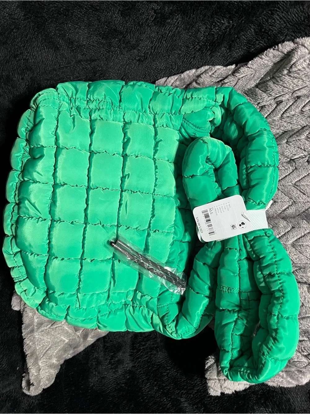 Free People Quilted Puffy Crossbody Bag - Bright Green - Picture 1 of 3